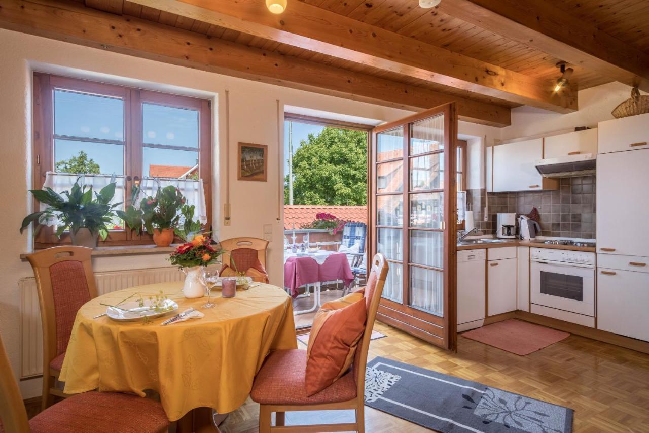 Haus Desor Apartment Kressbronn am Bodensee Bagian luar foto