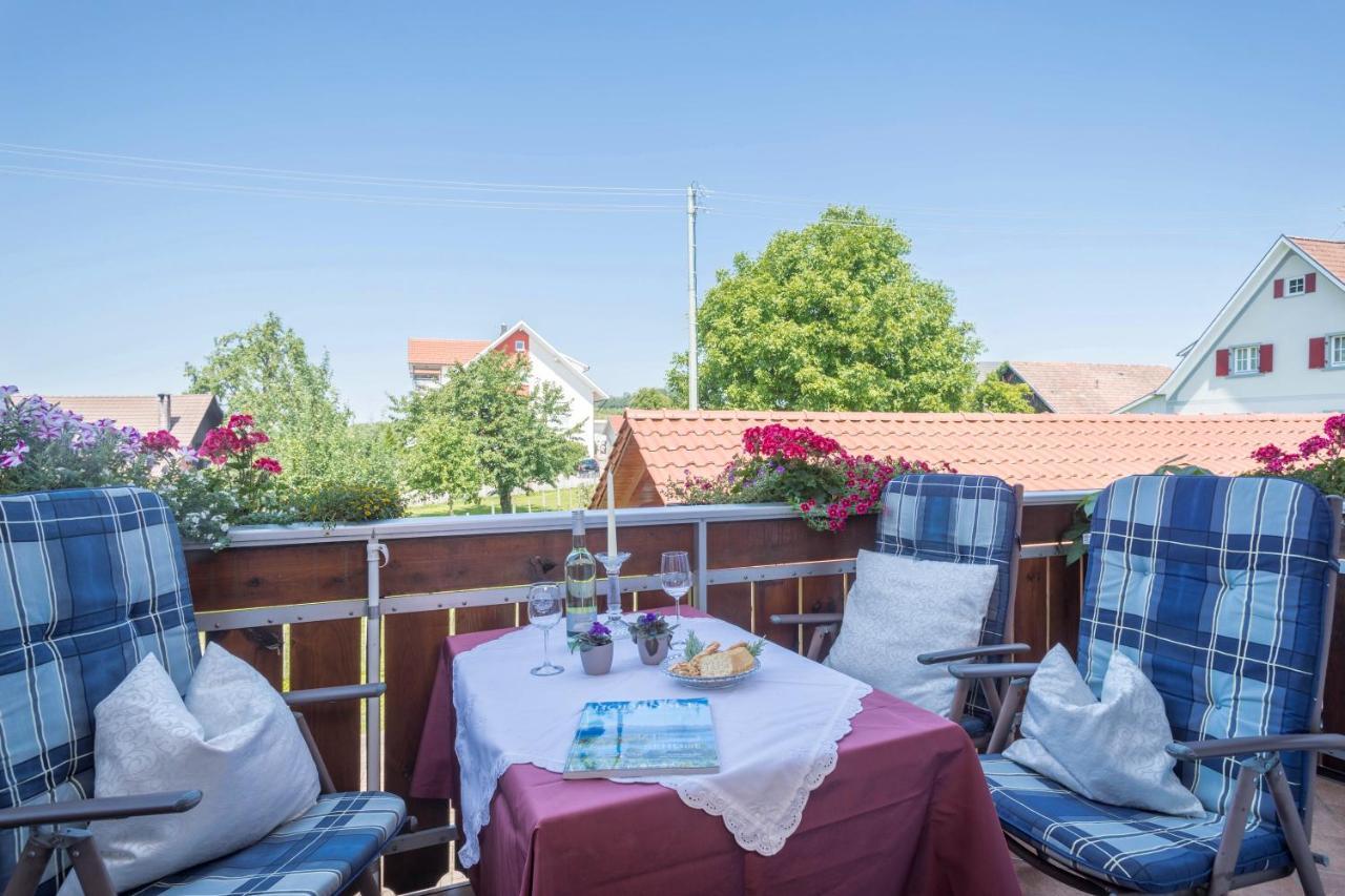 Haus Desor Apartment Kressbronn am Bodensee Bagian luar foto